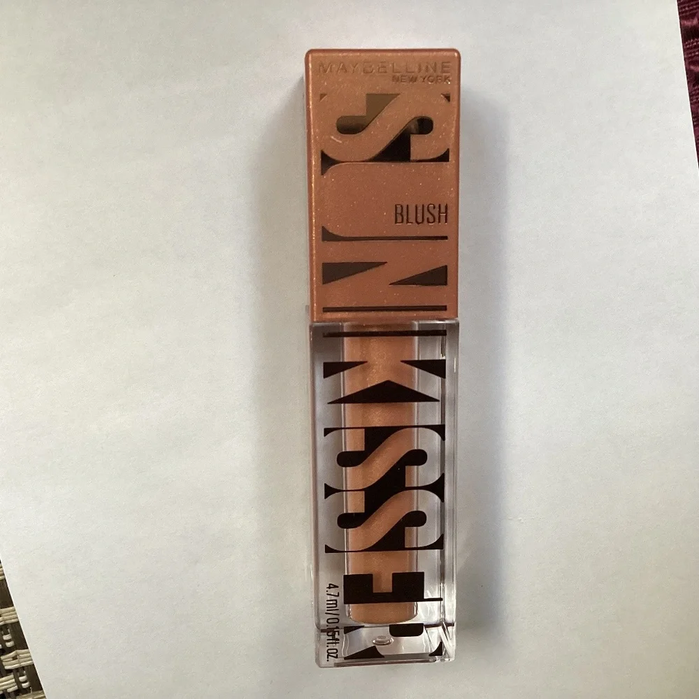 Maybelline Blush 08 Shades on 4.7 ml NEW